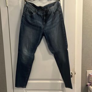 ANA Medium wash skinny jeans